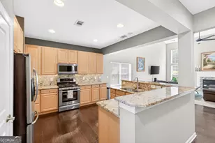7852 Keepsake Ln, Flowery Branch, GA 30542 - Photo 8