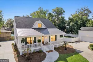 135 Serenity Ln, Saint Simons, GA 31522 - Photo 1
