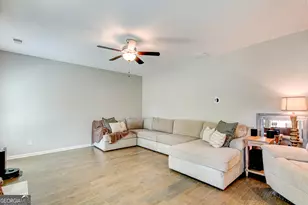 23 S York Dr, Newnan, GA 30265 - Photo 26