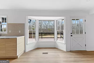260 Sandy Lake Circle, Fayetteville, GA 30214 - Photo 10