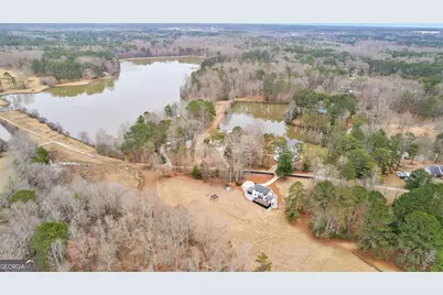 260 Sandy Lake Circle, Fayetteville, GA 30214 - Photo 2