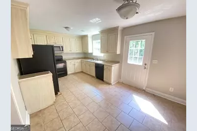 1381 Greentree Parkway, Macon, GA 31220 - Photo 4