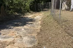 1263 Hillridge Dr, Macon, GA 31206 - Photo 2