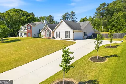 2482 Indian Bluffs Drive, Dacula, GA 30019 - Photo 2