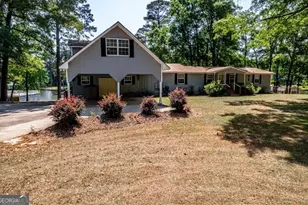 201 Collins Rd NW, Milledgeville, GA 31061 - Photo 2