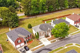 2909 Rusticwood Dr, Snellville, GA 30078 - Photo 4