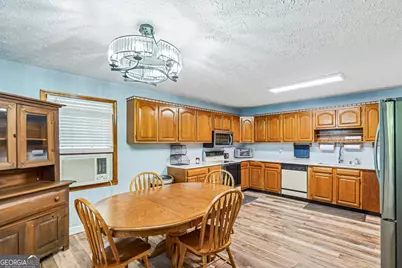 241 Busbin Road, Fayetteville, GA 30215 - Photo 8