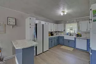 810 Grassy Creek Rd, Copperhill, TN 37317 - Photo 8