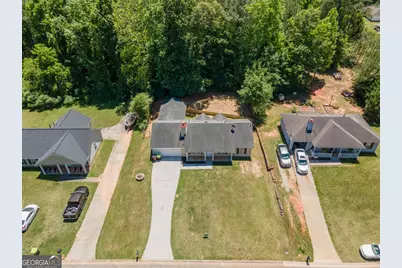 7 Chelsea Lane, Grantville, GA 30220 - Photo 2