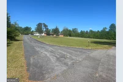 135 Meriwether Circle NW, Milledgeville, GA 31061 - Photo 8
