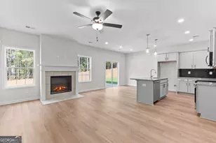 1050 Sun Valley Ct, Macon, GA 31211 - Photo 2