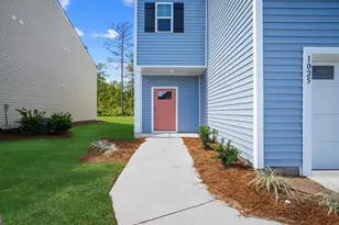 1051 Lakes Blvd, Brunswick, GA 31525 - Photo 4