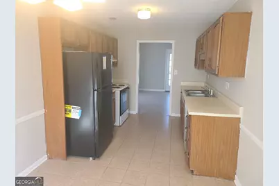 8010 Woodlake Drive, Riverdale, GA 30274 - Photo 2