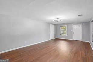 1042 Main St, Whitesburg, GA 30185 - Photo 6