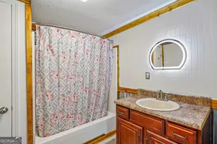 1042 Main St, Whitesburg, GA 30185 - Photo 20