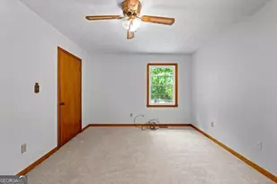 290 Kari Glen Dr, Fayetteville, GA 30215 - Photo 34