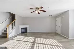 1732 Old Dogwood, Jonesboro, GA 30238 - Photo 6