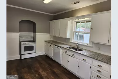 11 S Elm Street SW, Rome, GA 30165 - Photo 2