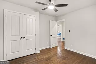 2330 Headland Dr, East Point, GA 30344 - Photo 16