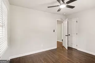 2330 Headland Dr, East Point, GA 30344 - Photo 14