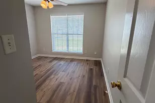 3020 Meadow Glen Pass, Fairburn, GA 30213 - Photo 10