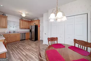 7578 Livingston Dr, Jonesboro, GA 30236 - Photo 14