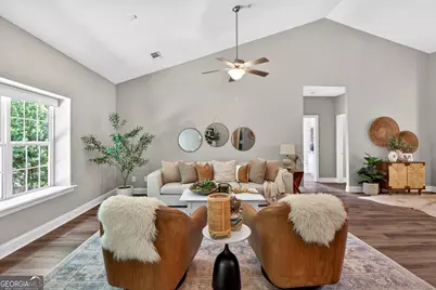 4304 Commonwealth Circle, Newnan, GA 30263 - Photo 10