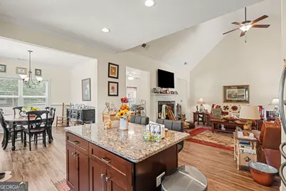 239 Dixon Circle, Williamson, GA 30292 - Photo 10