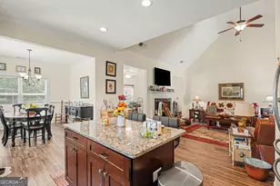 239 Dixon Cir, Williamson, GA 30292 - Photo 10