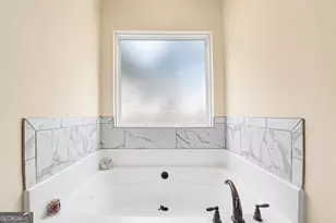 239 Dixon Cir, Williamson, GA 30292 - Photo 12