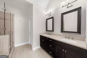 1097 Township Square, Alpharetta, GA 30022 - Photo 38