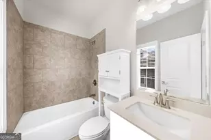 1097 Township Square, Alpharetta, GA 30022 - Photo 40