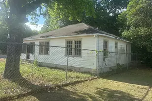730 Villa Esta Ave, Macon, GA 31206 - Photo 2
