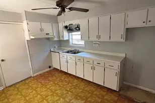 2645 E Elm St, Wrightsville, GA 31096 - Photo 4