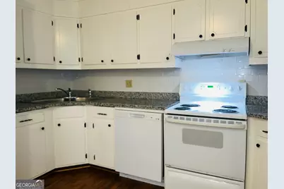406 E Main Street, Hogansville, GA 30230 - Photo 12