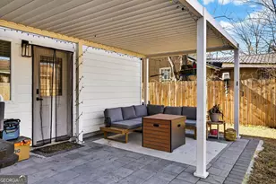 1306 E Waldburg St, Savannah, GA 31404 - Photo 32