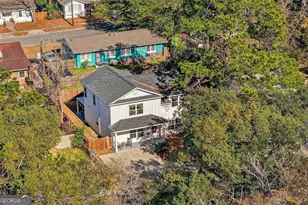 1306 E Waldburg St, Savannah, GA 31404 - Photo 30