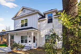 1306 E Waldburg St, Savannah, GA 31404 - Photo 2