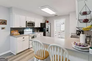 330 Crossbridge Dr, Brunswick, GA 31525 - Photo 14