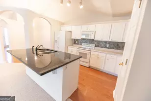 40 Courtyard Ln, Newnan, GA 30265 - Photo 18