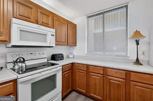 201 Neptune Rd, Saint Simons, GA 31522 - Photo 8