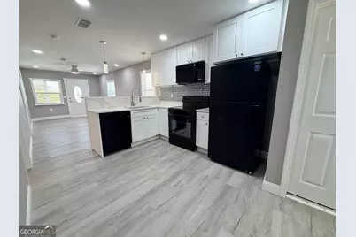 412 Holloway Avenue, Albany, GA 31701 - Photo 2
