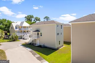 102 Cathead Ln, Darien, GA 31305 - Photo 2