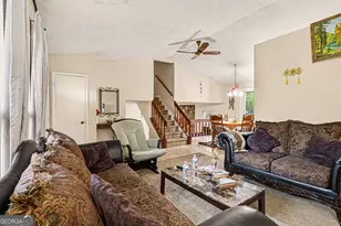 3049 Meadow Wood Ct, Lawrenceville, GA 30044 - Photo 6