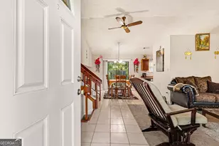 3049 Meadow Wood Ct, Lawrenceville, GA 30044 - Photo 4