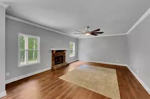 1672 Carriage Ct, Monroe, GA 30656 - Photo 8