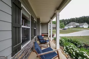 1672 Carriage Ct, Monroe, GA 30656 - Photo 4