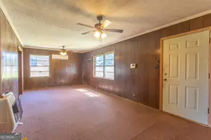 347 Peavy St, Unadilla, GA 31091 - Photo 6