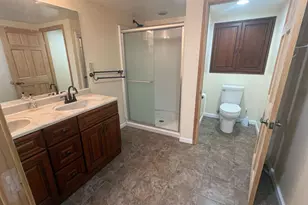 3988 Valley Park Dr, Lilburn, GA 30047 - Photo 18