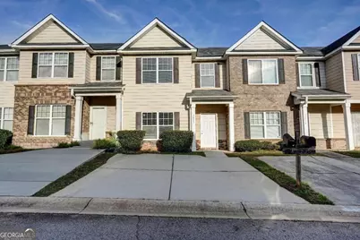 2837 Laurel Ridge Circle, Atlanta, GA 30344 - Photo 2